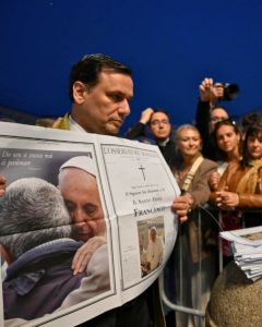 La Iglesia está de luto tras el fallecimiento del papa Francisco